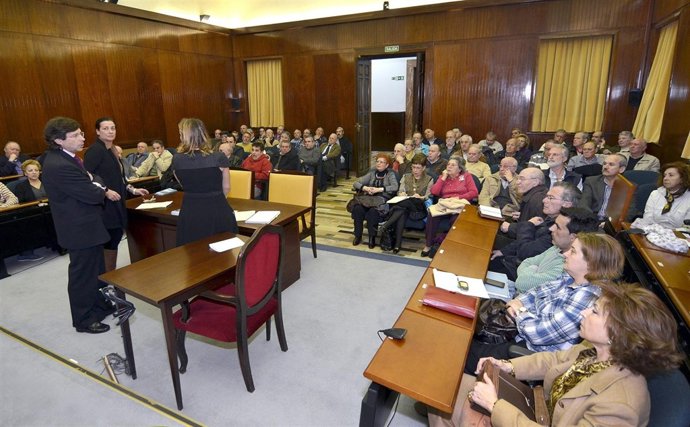 Reunión Con Vecinos 