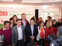 Díaz (PSOE-A) acusa a Arenas, "franquicia de Rajoy", de poner a Andalucía "de rodillas ante otros territorios"