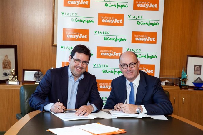 Javier  Gándara (Easyjet) Y Jesús Nuño De La Rosa (Viajes El Corte Ingles)
