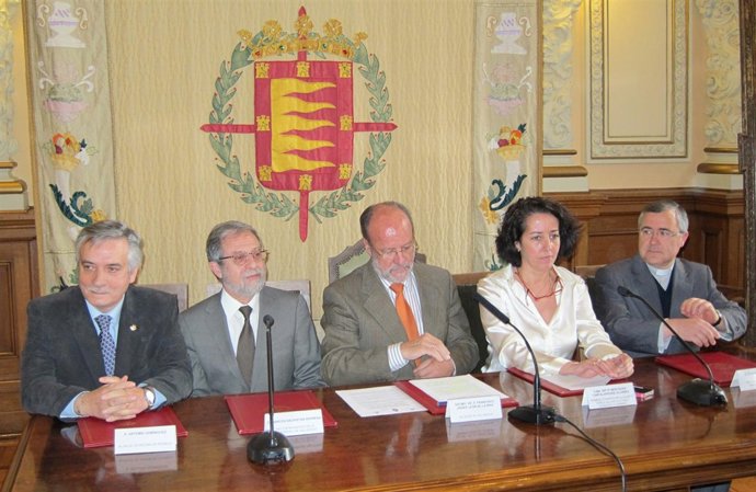 Presentación De La Exposición 'Plenilunio De Primavera'