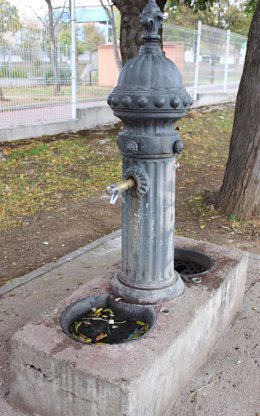 FUENTE DE  AGUA  PARA  BEBER