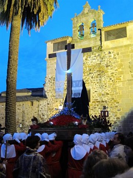 Procesión Semana Santa En Cáceres