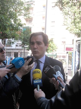 El Candidato Del PP Cordobés Al Parlamento José Antonio Nieto