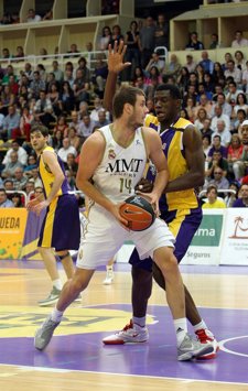 BLANCOS DE RUEDA VALLADOLID-REAL MADRID VELICKOVIC