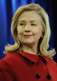 Clinton condena los lanzamientos de cohetes desde la Franja de Gaza