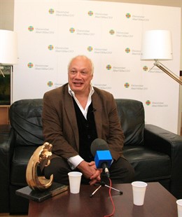 El Escritor Y Cineasta Éric-Emmanuel Schmitt En La UAO