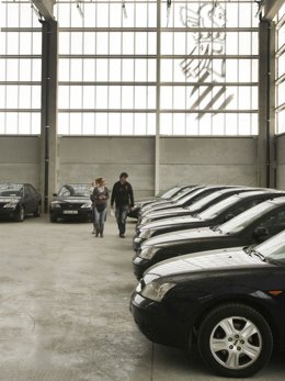 Coches Oficiales A Subasta En El Centro De Ribarroja