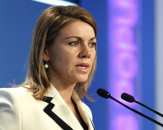 Cospedal: "Los efectos de la reforma se verán en un año"