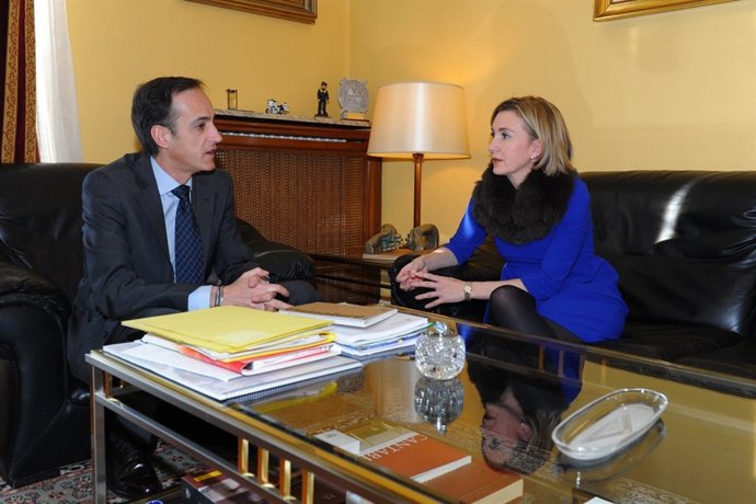 Reunión Entre Samuel Ruiz Y Gema Díaz Real 