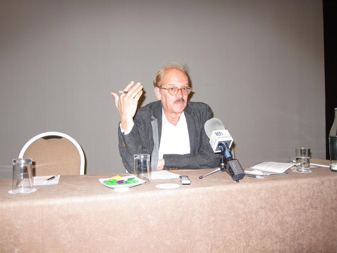 José Manuel Quesada, En Rueda De Prensa