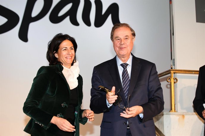 Borrego Y El Presidente De Meliá Hotels, Gabrierl Escarrer