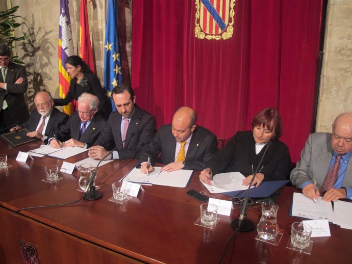 Firma Protocolo Govern Y Academias De Baleares