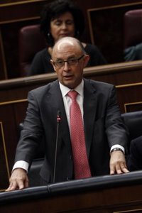 El Gobierno sólo suma a UPN en la votación del déficit y el techo de gasto