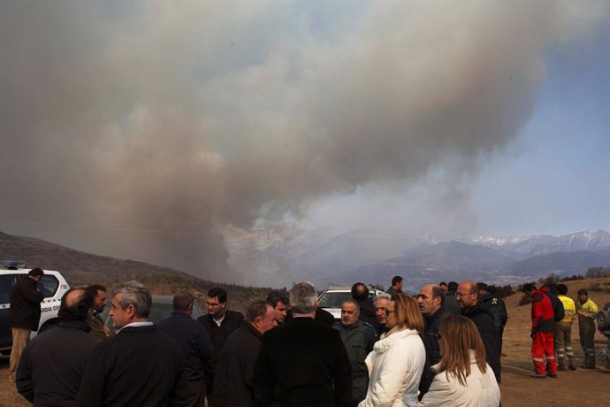 La Presidenta De Aragón, En La Zona Del Incendio