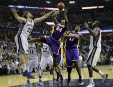 Marc Gasol, Kobe Bryant Y Bynum, Grizzlies Y Lakers