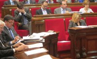 El Parlament transmite su pésame a Mas por la muerte de su padre y decide suspender la sesión de control