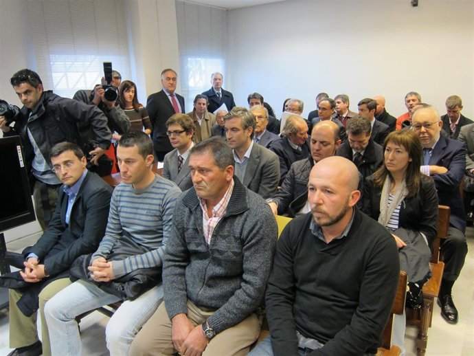 Acusados En El Juicio Por El Accidente De La A-7, En Juzgado De Lo Penal Motril