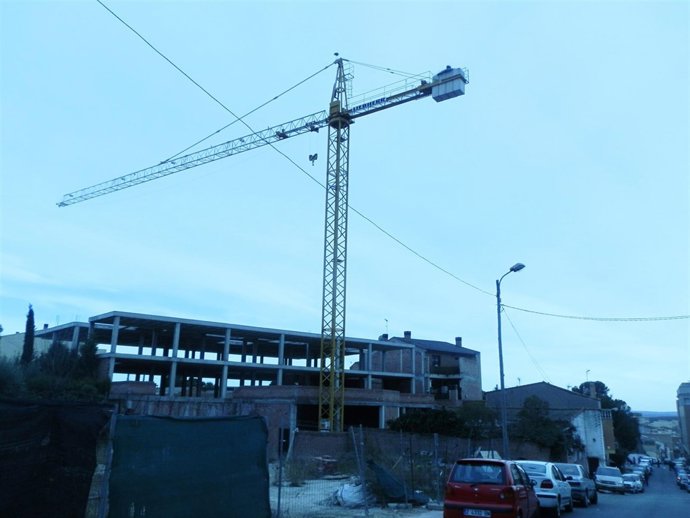 Grúa En Alcarràs (Lleida)