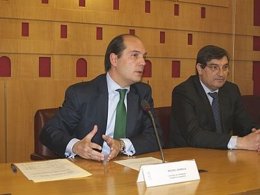 El Concejal De Urbanismo De Vitoria, Miguel Garnica