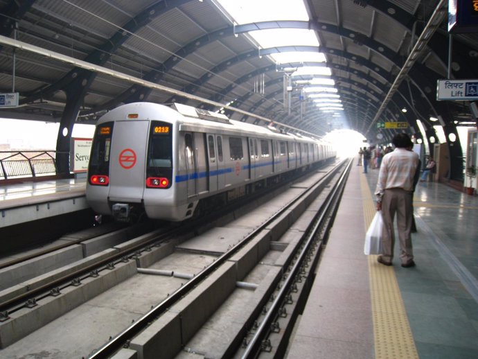 Metro Nueva Delhi