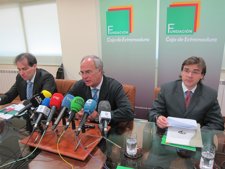 Pedro Arévalo, Jesús Medina Y Antonio Jurado, Responsables Del Informe.