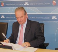 PSOE ve "rastrero" que la Junta se cuelgue la medalla de los 70 millones de deuda sanitaria que pidieron los socialistas