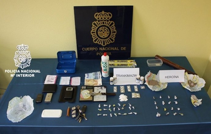 Heroína Y Efectos Incautados.