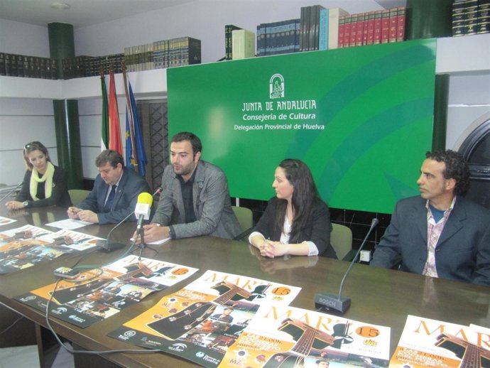 El Delegado De Cultura, Ángel Romero, Presenta Un Concierto Benéfico. 