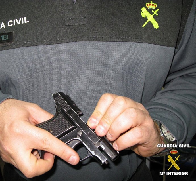 Pistola Intervenida
