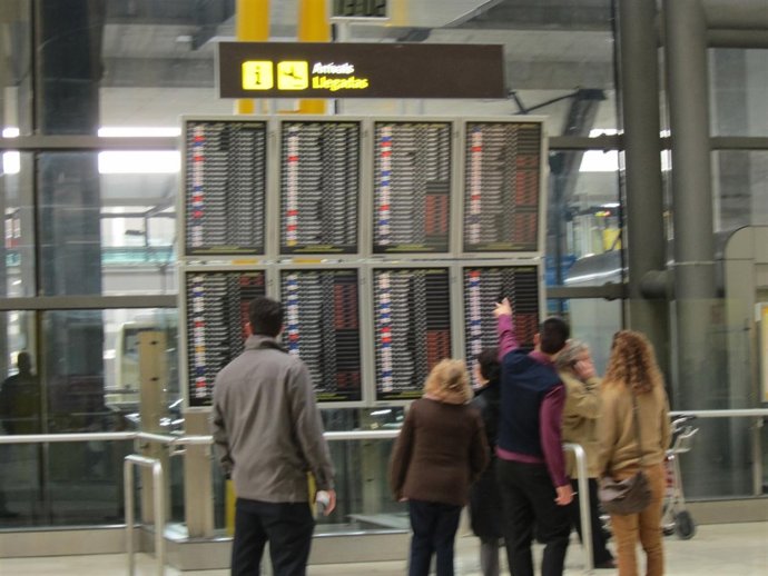 Pasajeros En Barajas