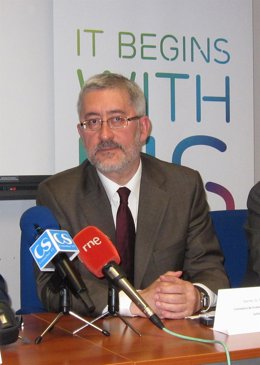 El Consejero De Economía, Innovación Y Ciencia, Antonio Ávila