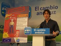 NNGG, dispuesta a debatir con JSA y JCA "en cualquier terreno de juego que sea limpio", como una universidad