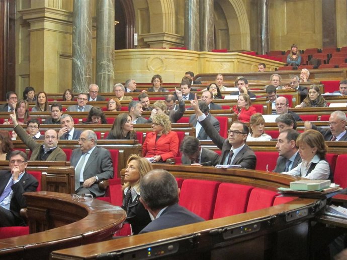 Pleno Del Parlament
