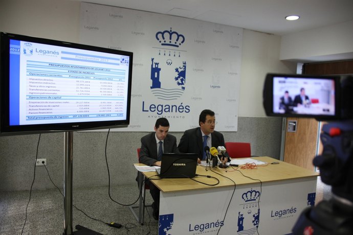 Alejandro Martín Illarregui Y Jesús Gómez