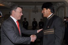 Juan Manuel Santos Y Evo Morales.