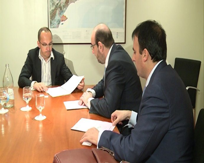 CSIF se reúne con CIU en el Congreso