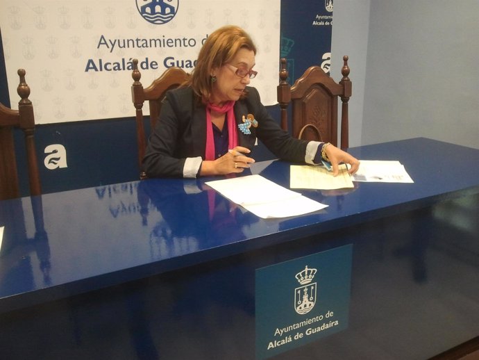 La Portavoz Del PP De Alcalá De Guadaíra, Mª Carmen Rodríguez Hornillo