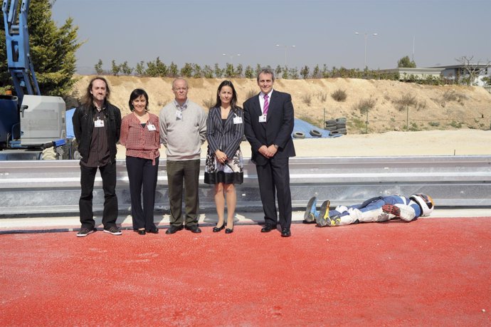 La Directora General De Tráfico, María Seguí-Gómez, Junto A Juan José Alba (Dch)