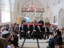 Reunión De Alcaldes Con El Expresidente Itzhak Navon.