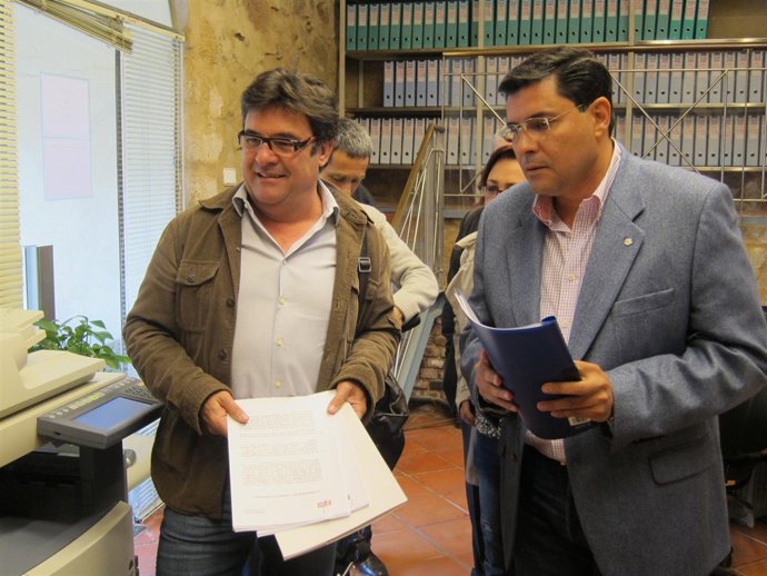 Francisco Capila Y Julián Carretero, Registrando La Huelga General Del 29M