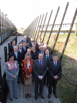 Sanz Con 15 Embajadores De La UE