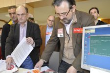 Julián Lóriz (Izda.) Y Julián Buey (Dcha.) De UGT Y CC.OO.