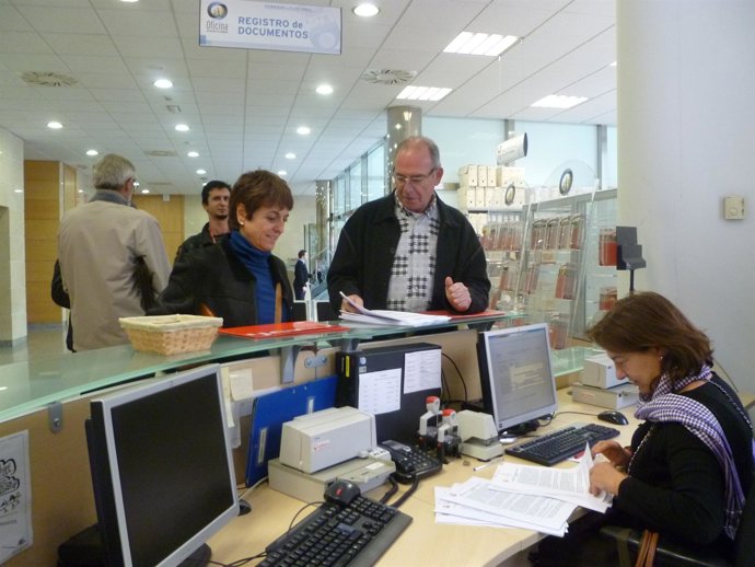 Arce Y Cedrún Registrando Huelga