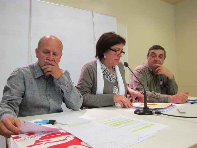 Xavier Casas (UGT), Montse Ros (CC.OO.), Luis Blanco (IAC)