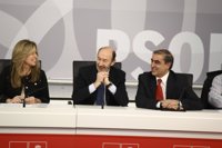 PSOE pide a Mato que no permita que se imponga el copago en España