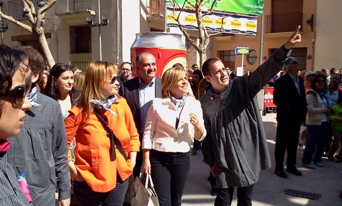 Pajín, Valenciano, Alarte Y Calabuig Visitando Fallas