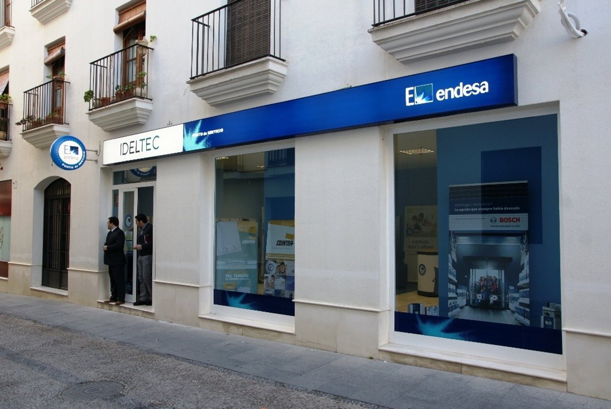 Endesa abre un nuevo punto de servicio y atención comercial en Écija Endesa abre un nuevo punto de servicio y atención comercial en Écija