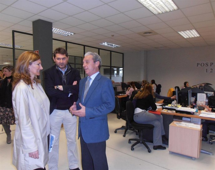 La Candidata Del PP A Las Elecciones Autonómicas Alicia Martínez, En Konecta    