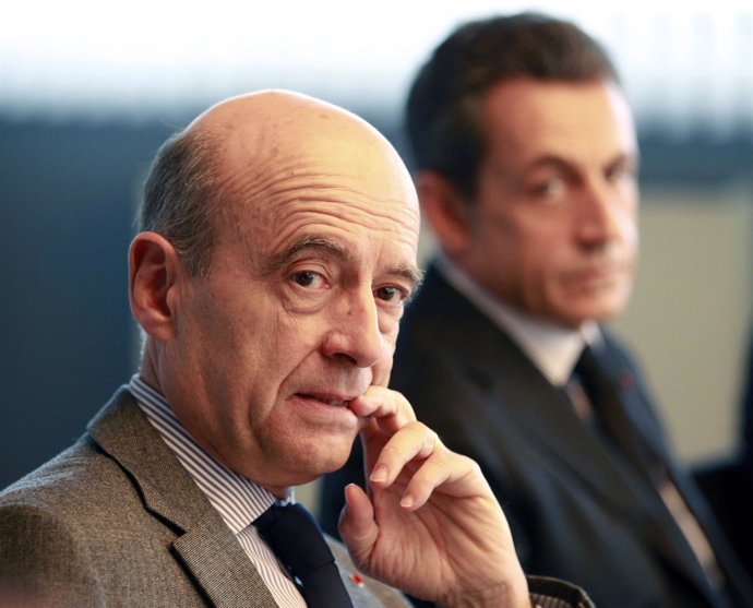  Alain Juppé, Ministro De Asuntos Exteriores Francés