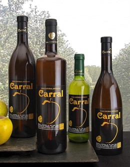 Imagen De Algunas Botellas De Sidra Carral